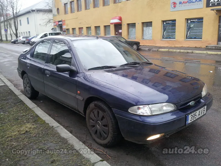 Ford Mondeo 2.0 1994 photo - 11