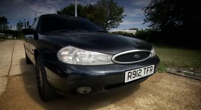 Ford Mondeo 2.0 1998 photo - 2