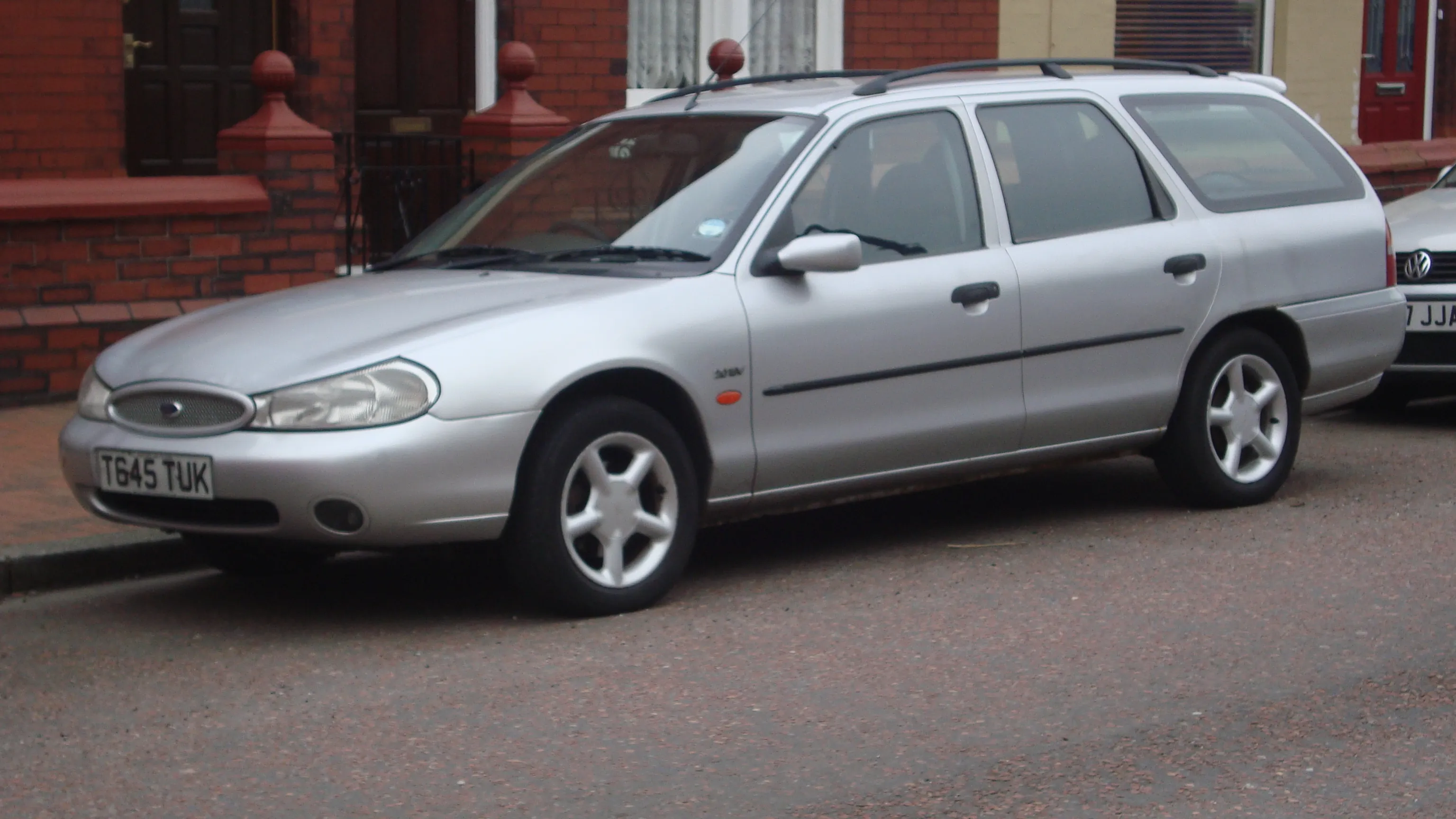 Ford Mondeo 2.0 1999 photo - 3