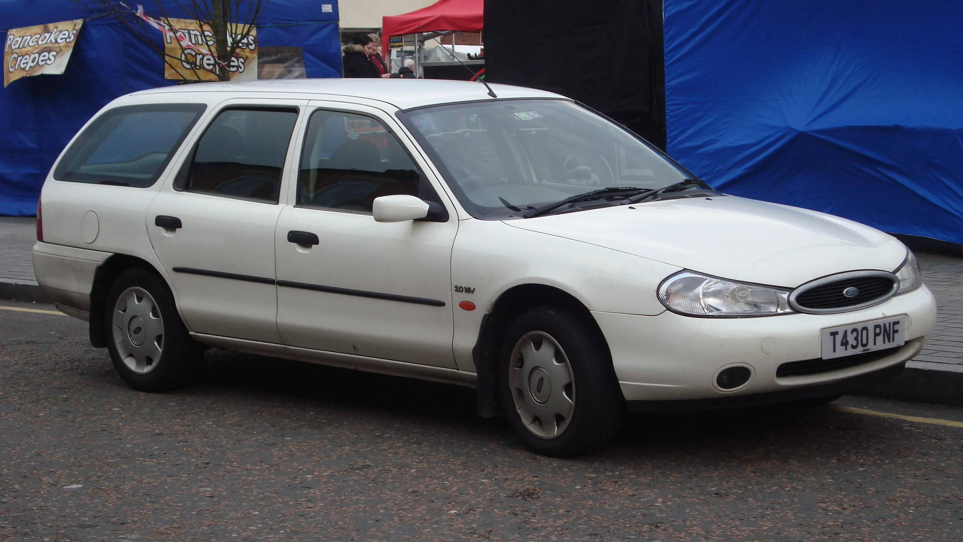 Ford Mondeo 2.0 1999 photo - 8