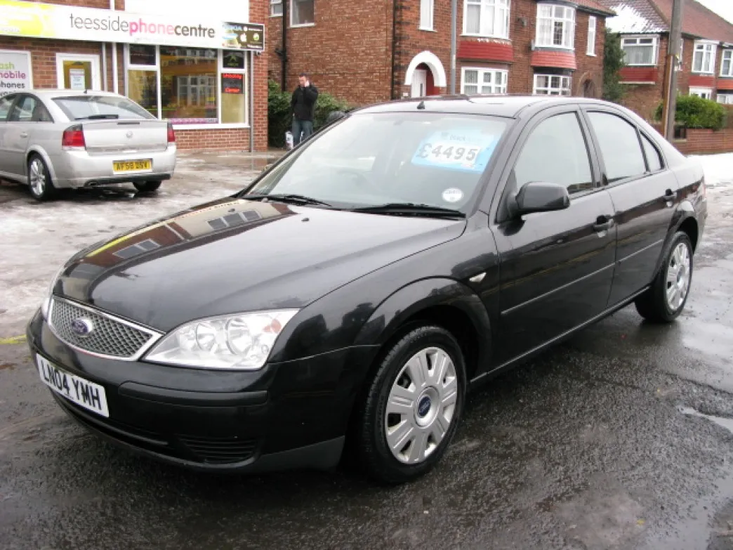 Ford Mondeo 2.0 2004 photo - 1