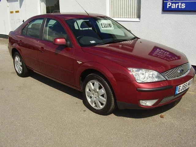 Ford Mondeo 2.0 2005 photo - 11