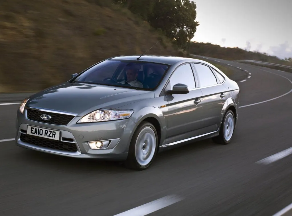 Ford Mondeo 2.0 2011 photo - 6
