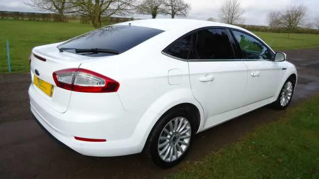 Ford Mondeo 2.0 2014 photo - 11