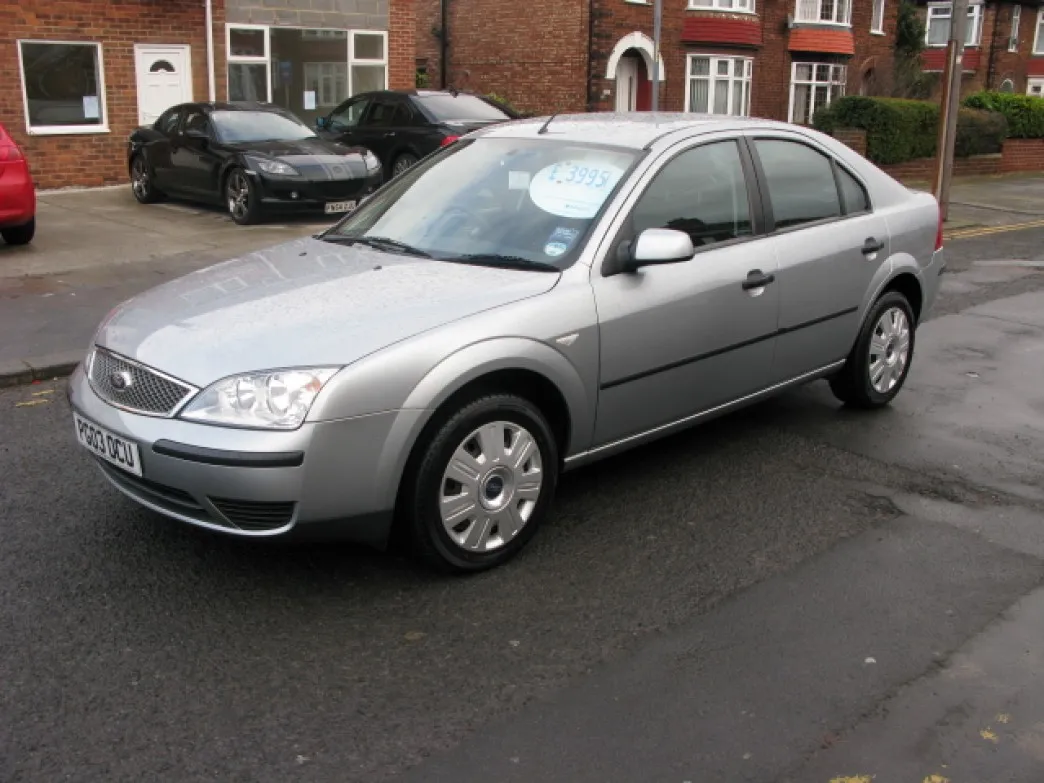 Ford Mondeo 2.2 2003 photo - 11