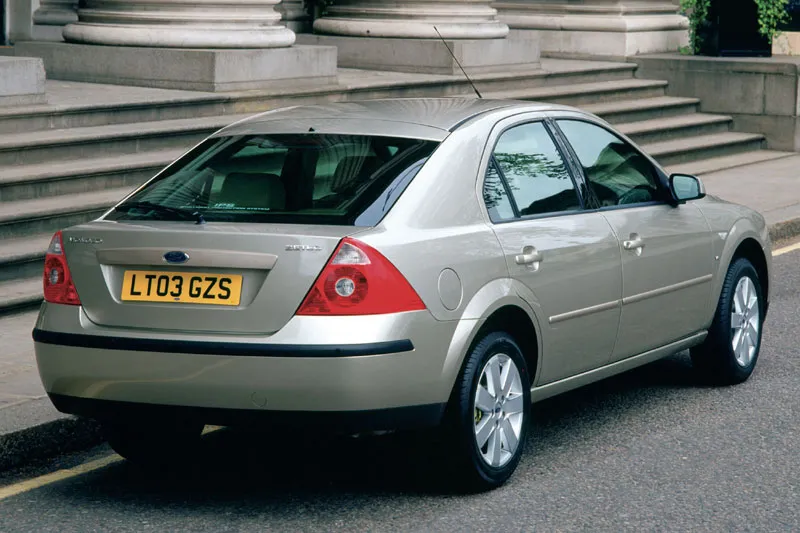 Ford Mondeo 2.2 2004 photo - 10