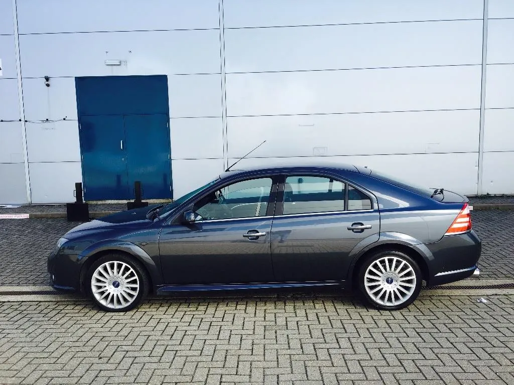 Ford Mondeo 2.2 2006 photo - 11