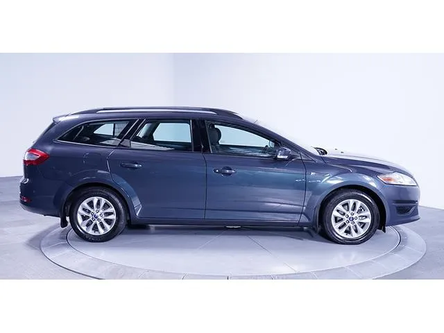 Ford Mondeo 2.3 2012 photo - 2