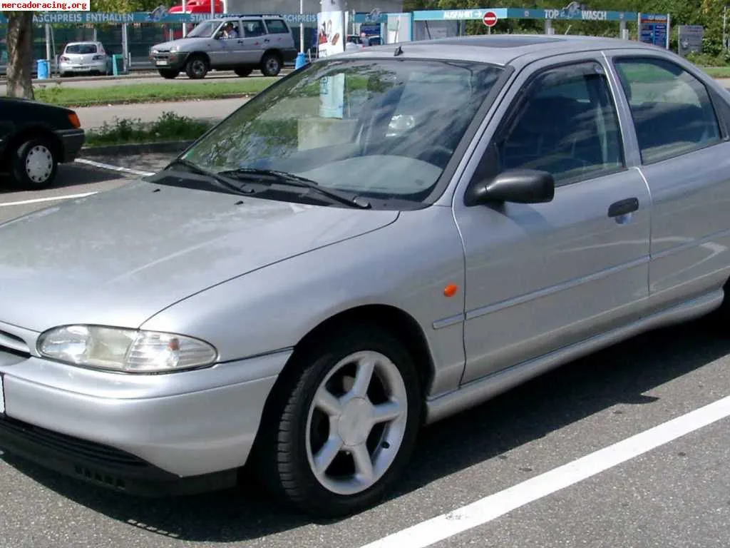 Ford Mondeo 2.5 1994 photo - 5