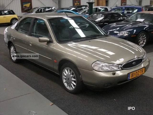 Ford Mondeo 2.5 2000 photo - 4