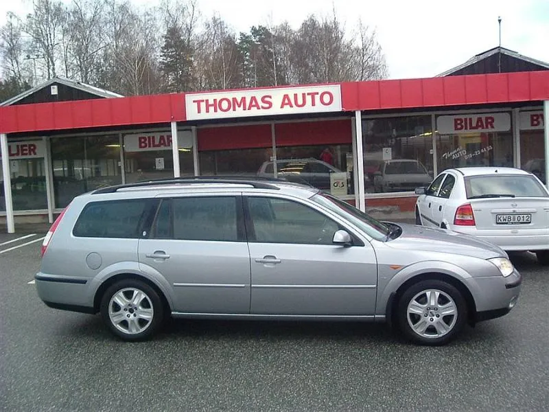 Ford Mondeo 2.5 2003 photo - 12