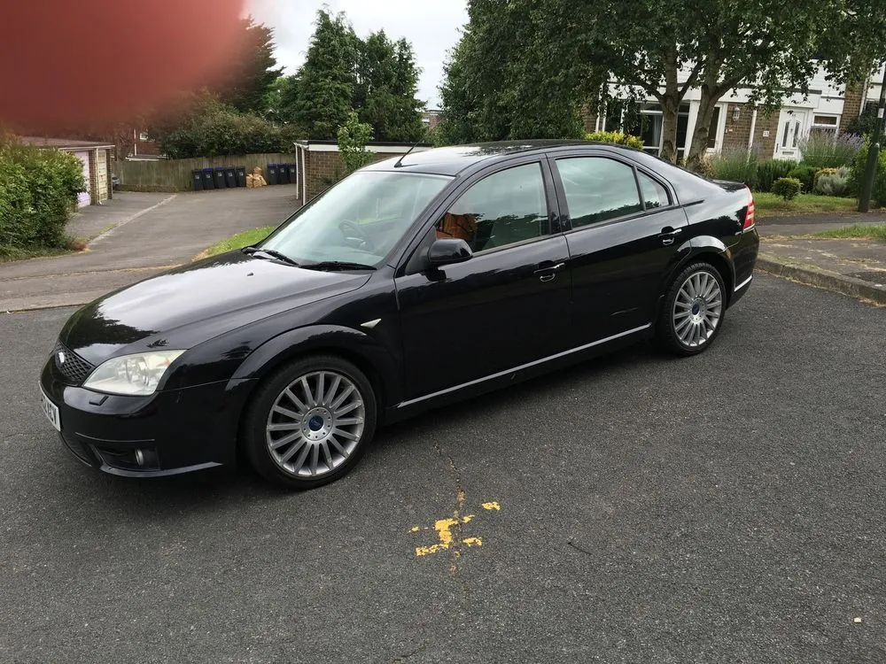 Ford Mondeo 3.0 2002 photo - 11