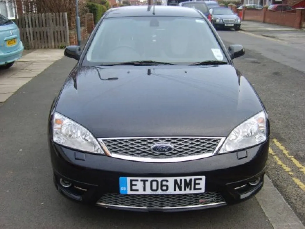 Ford Mondeo 3.0 2006 photo - 2