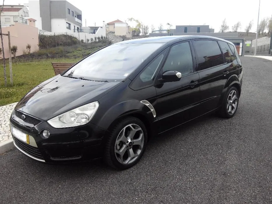Ford S-Max 1.8 2010 photo - 12