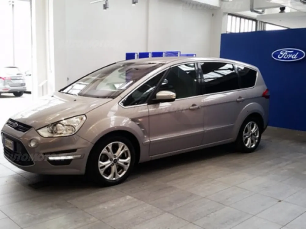 Ford S-Max 2.0 2012 photo - 11
