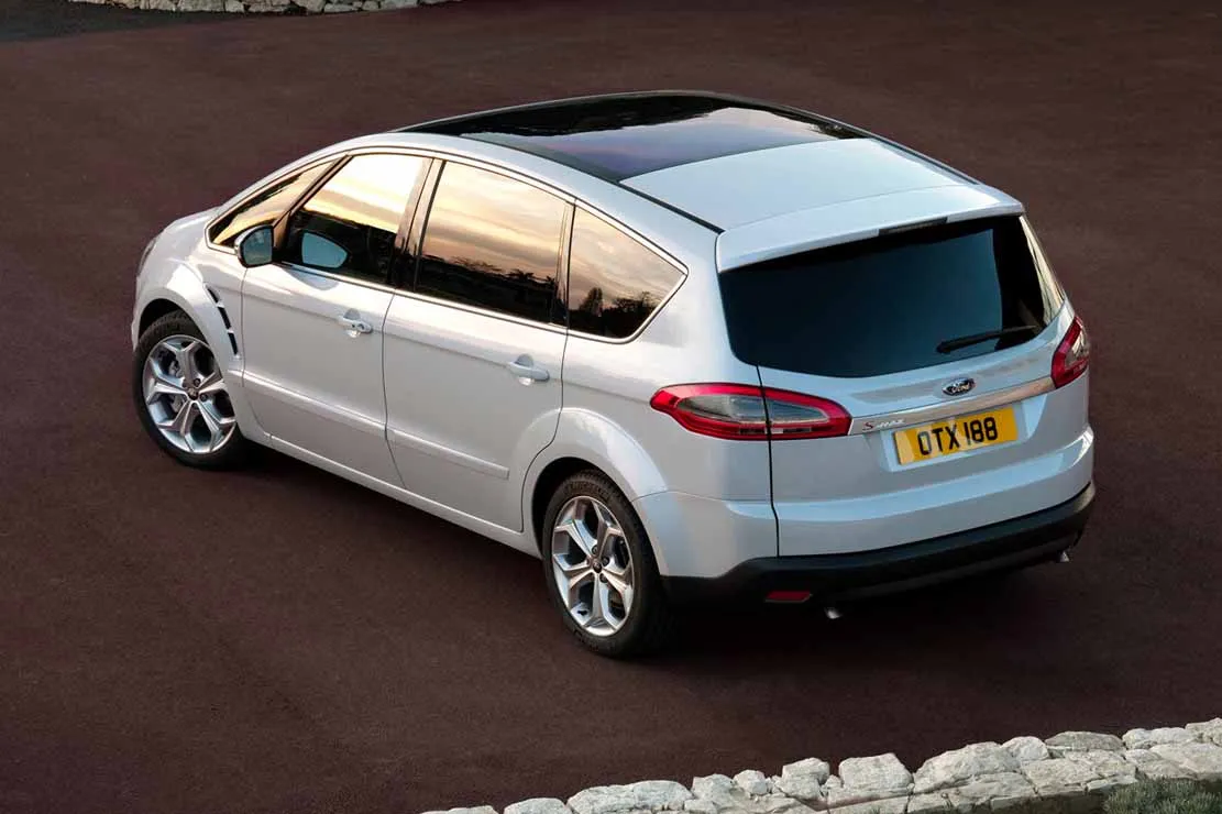 Ford S-Max 2.0 2012 photo - 2