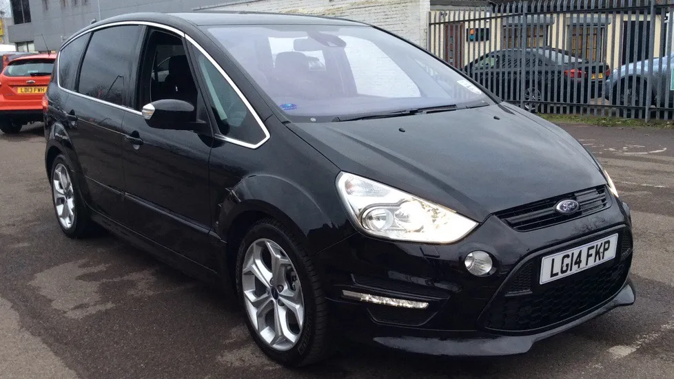 Ford S-Max 2.0 2014 photo - 10