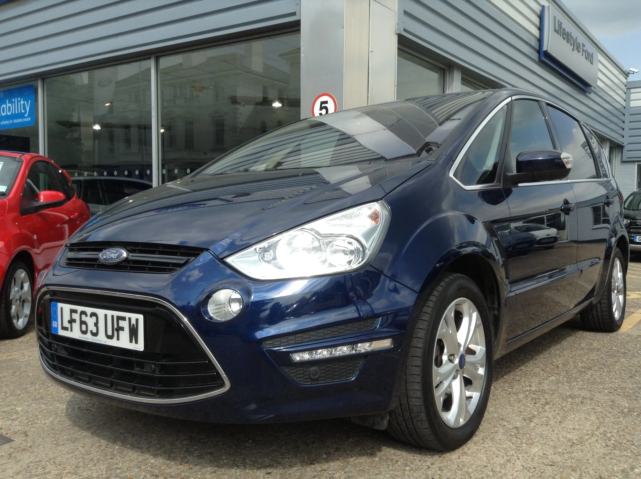Ford S-Max 2.0 2014 photo - 7