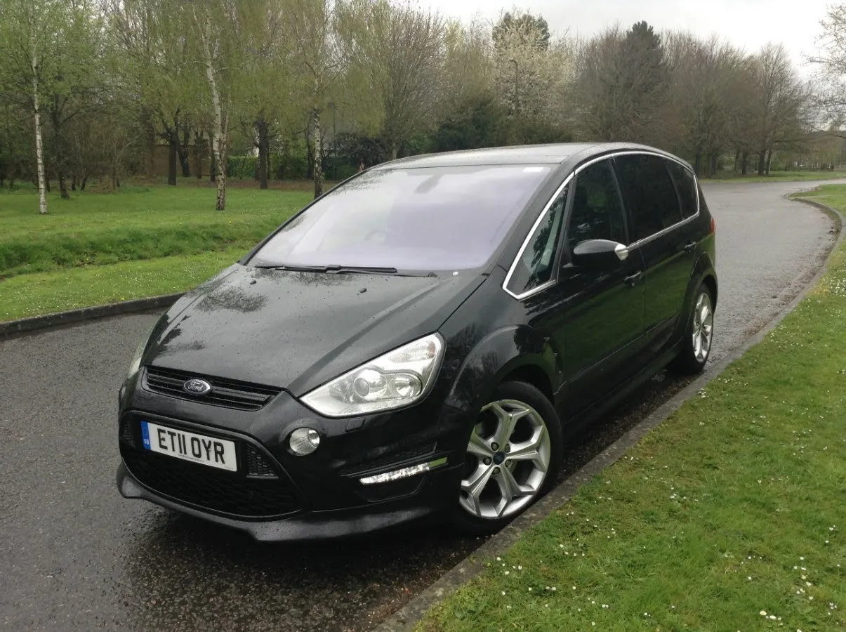 Ford S-Max 2.2 2011 photo - 9