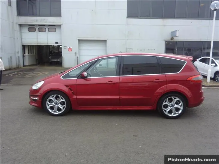 Ford S-Max 2.2 2013 photo - 2