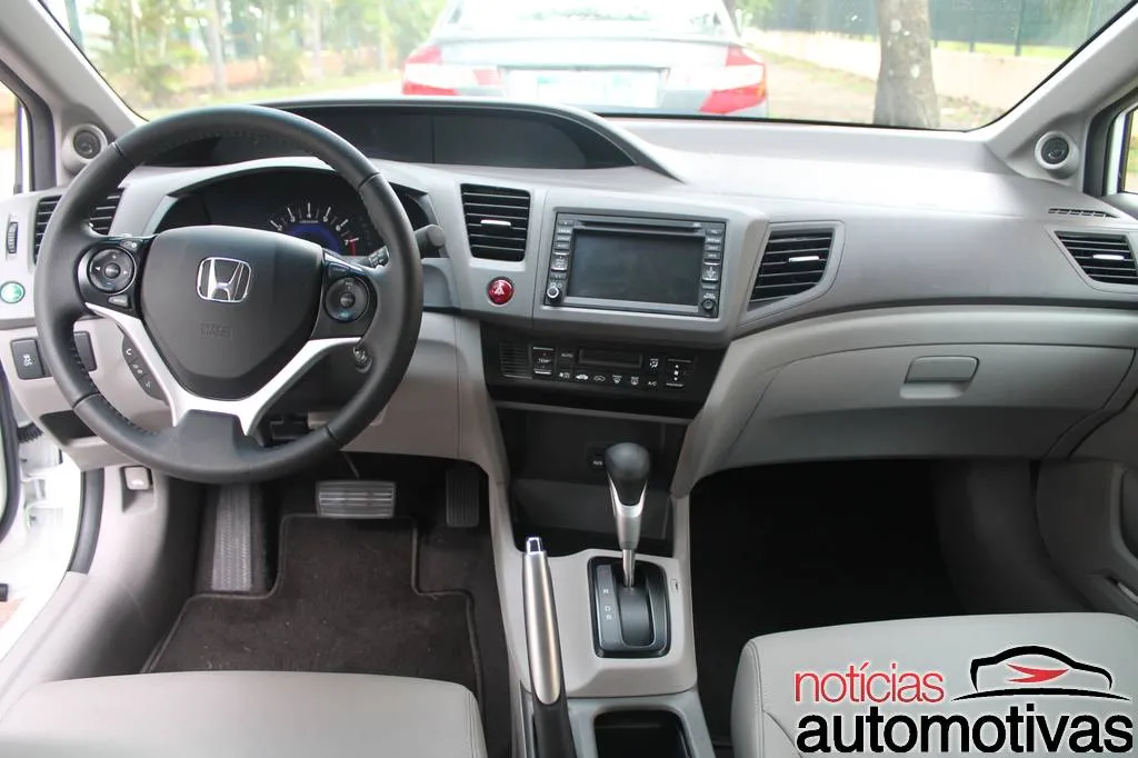 Honda Civic 1.8 2014 photo - 4