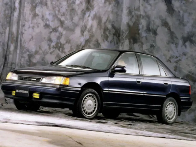 Hyundai Elantra 1.6 1990 photo - 3