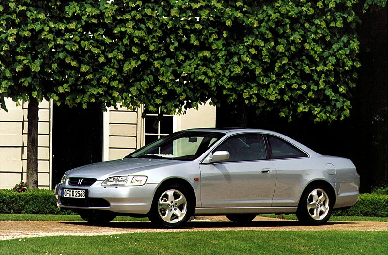 Hyundai Equus 3.0 2001 photo - 12