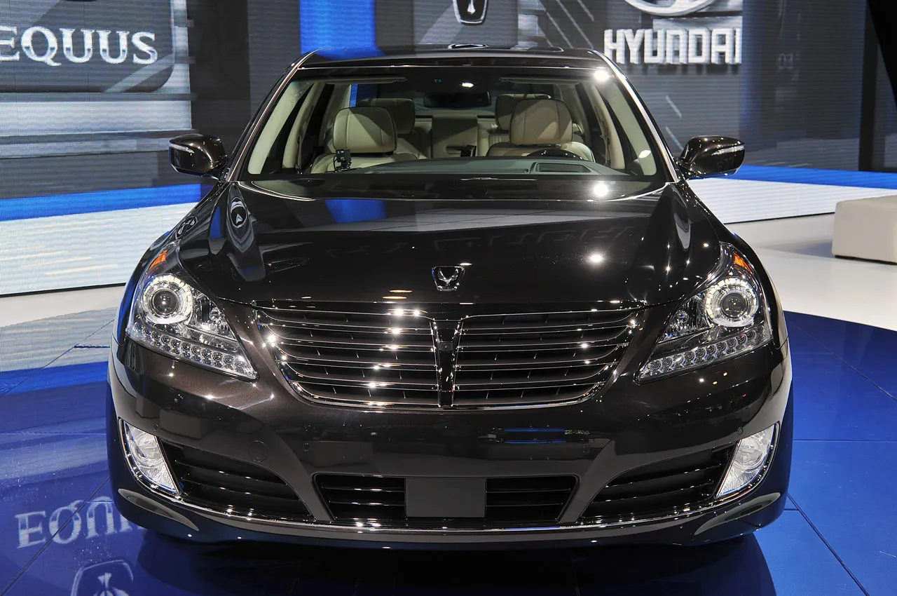 Hyundai Equus 3.8 2014 photo - 10