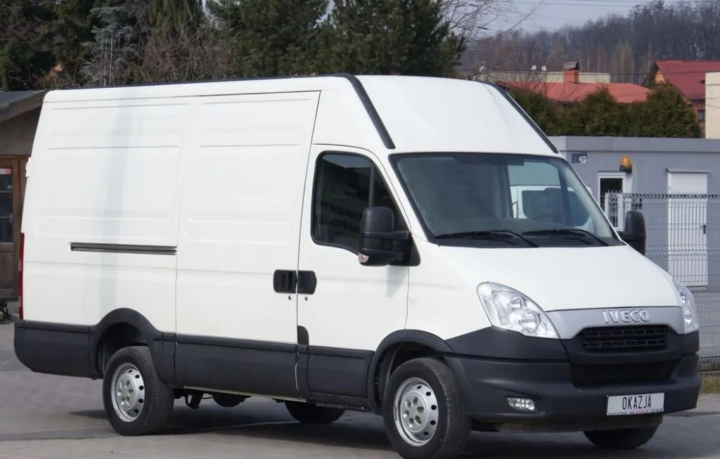 IVECO Daily 2.3 2013 photo - 6