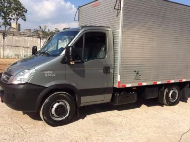 IVECO Daily 3.0 2013 photo - 9