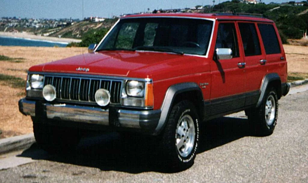 Jeep Cherokee 2.5 1989 photo - 7