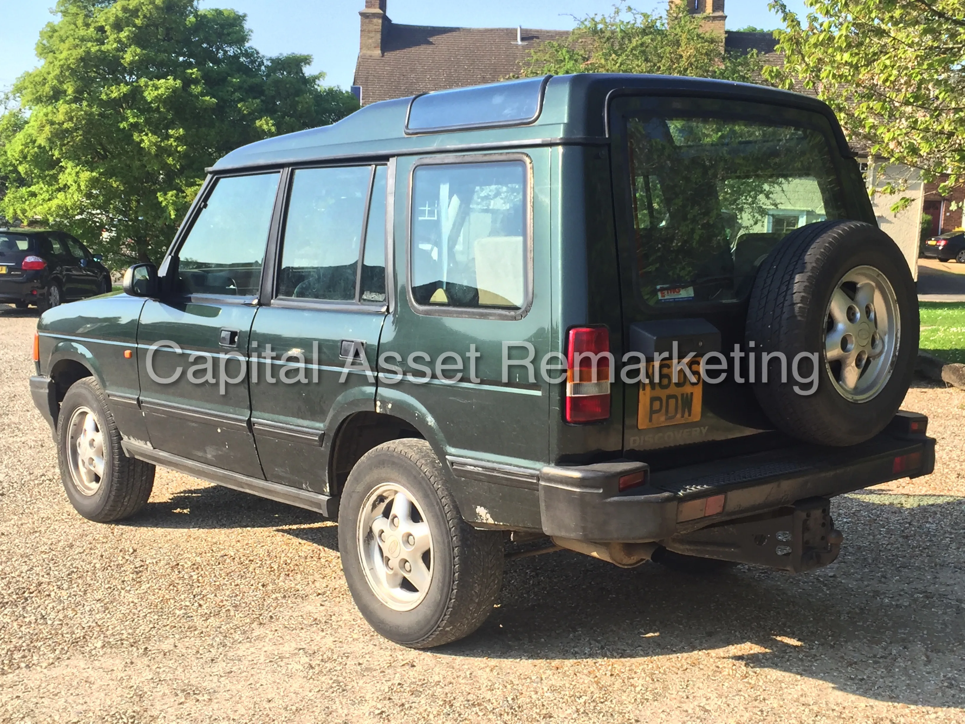 Land Rover Discovery 2.0 1996 photo - 12