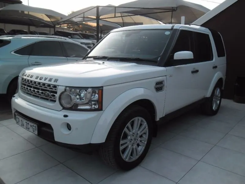 Land Rover Discovery 3.0 2011 photo - 3
