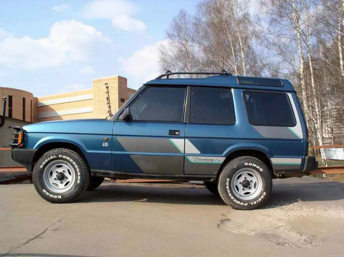 Land Rover Discovery 3.5 1993 photo - 9