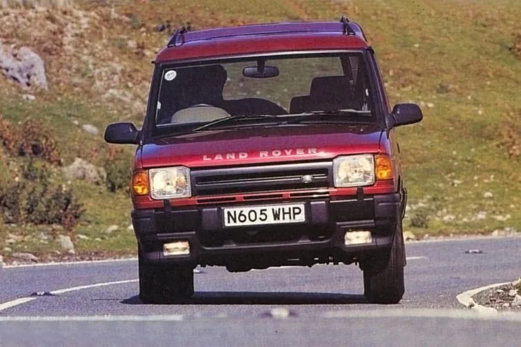 Land Rover Discovery 3.5 1997 photo - 8