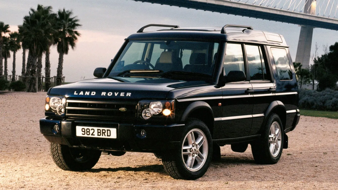 Land Rover Discovery 3.9 1994 photo - 9