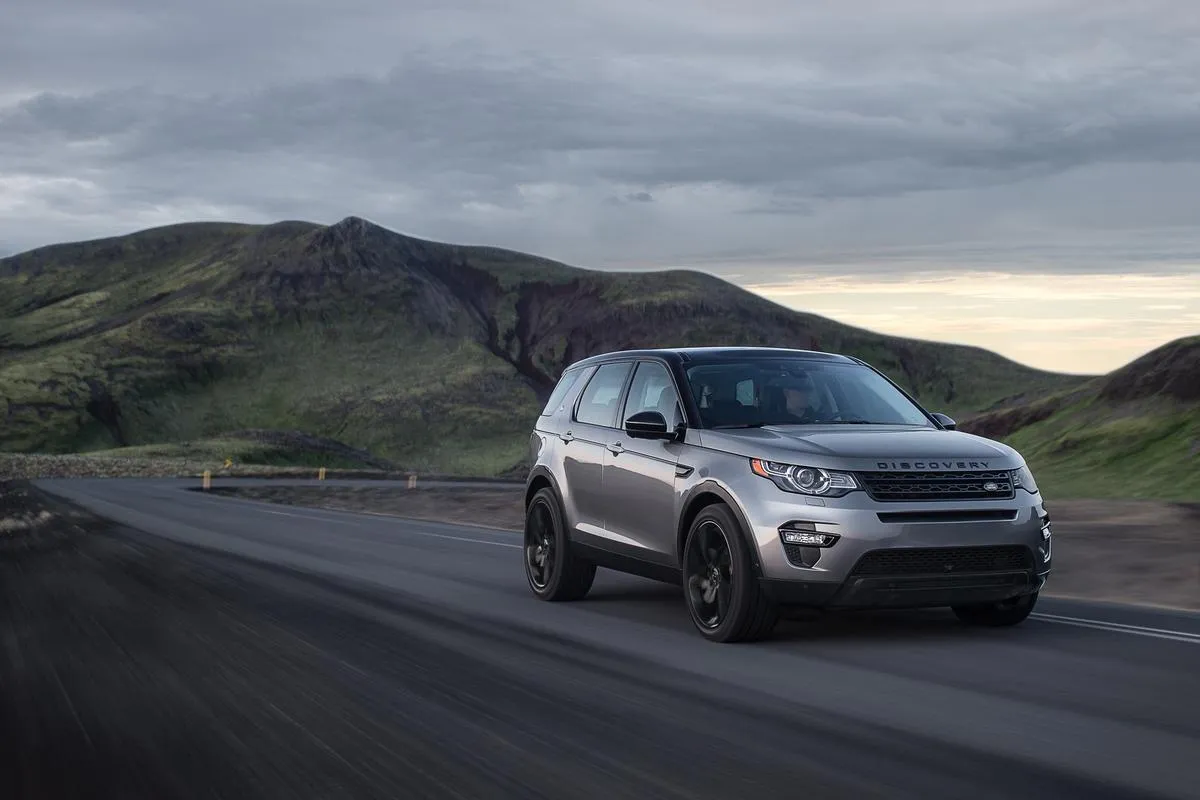 Land Rover Discovery Sport 2.0 2014 photo - 8