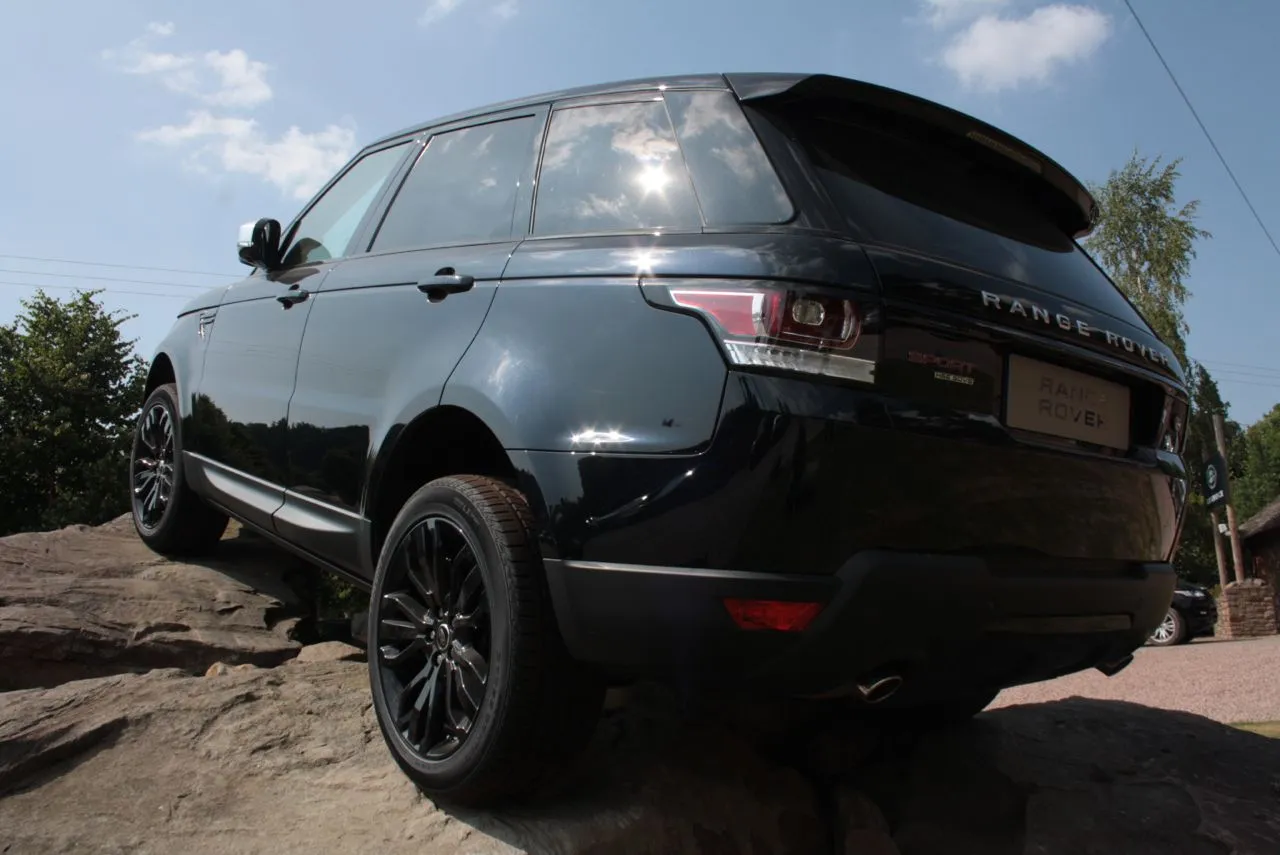Land Rover Range Rover Sport 4.4 2014 photo - 4