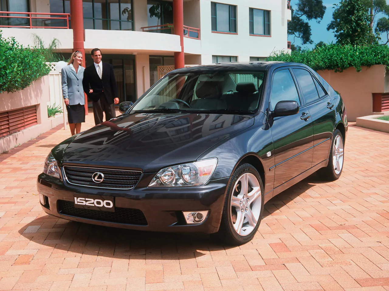 Lexus IS 200 1999 photo - 6