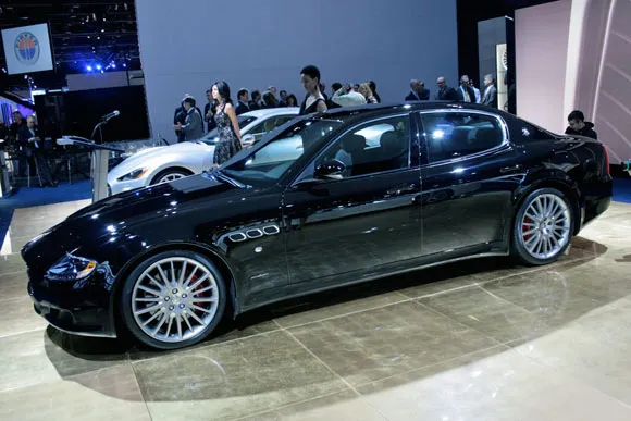 Maserati Quattroporte GTS 2012 photo - 11