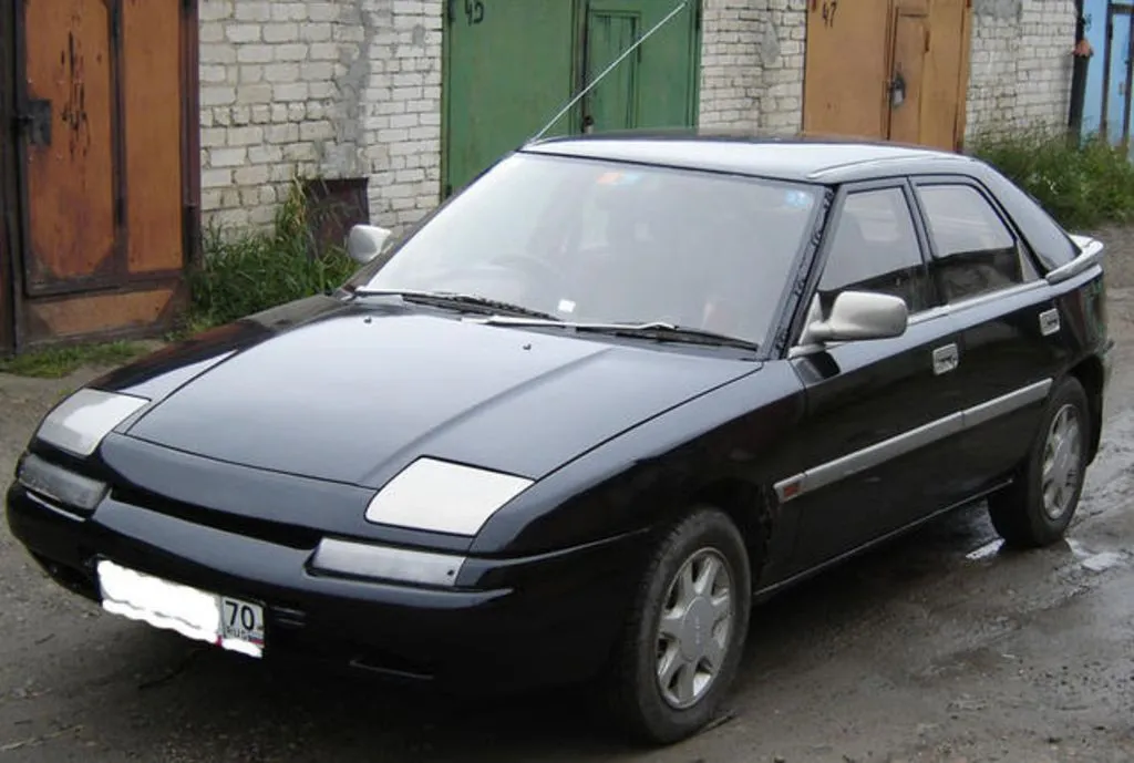 Mazda 3 1.6 1989 photo - 5