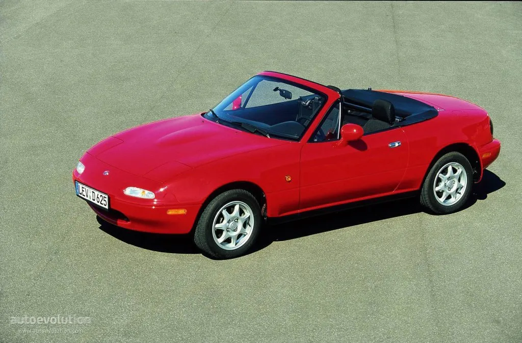 Mazda 3 1.6 1989 photo - 9