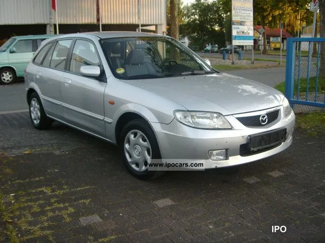 Mazda 3 2.0 2001 photo - 3