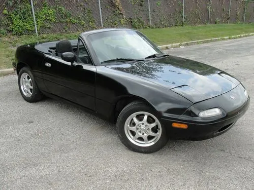 Mazda 5 1.8 1996 photo - 7
