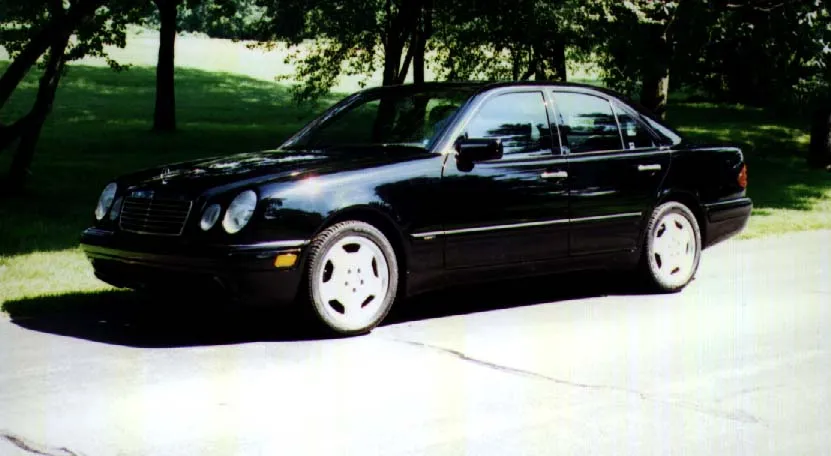 Mercedes-Benz E-Класс 420 1996 photo - 3