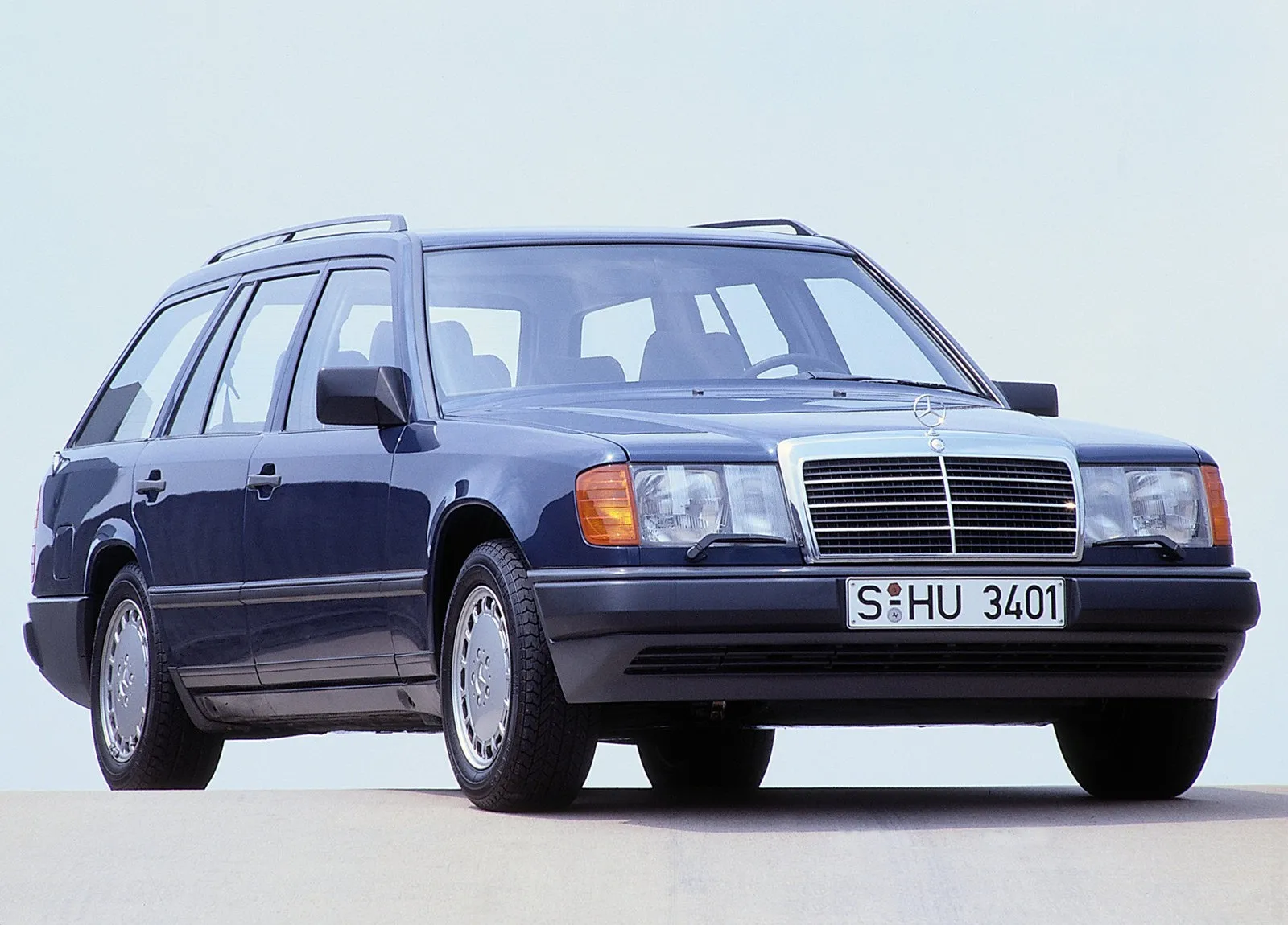Mercedes-Benz E-Класс E 1988 photo - 11