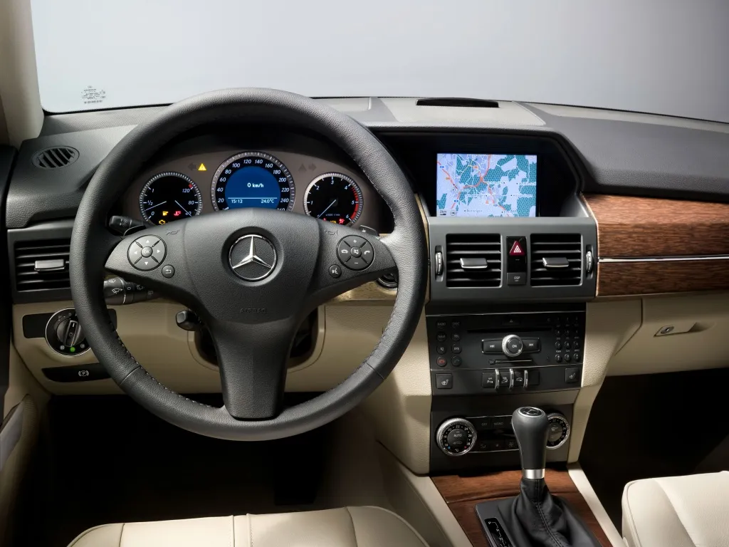 Mercedes-Benz GLK-Класс GLK 2012 photo - 5