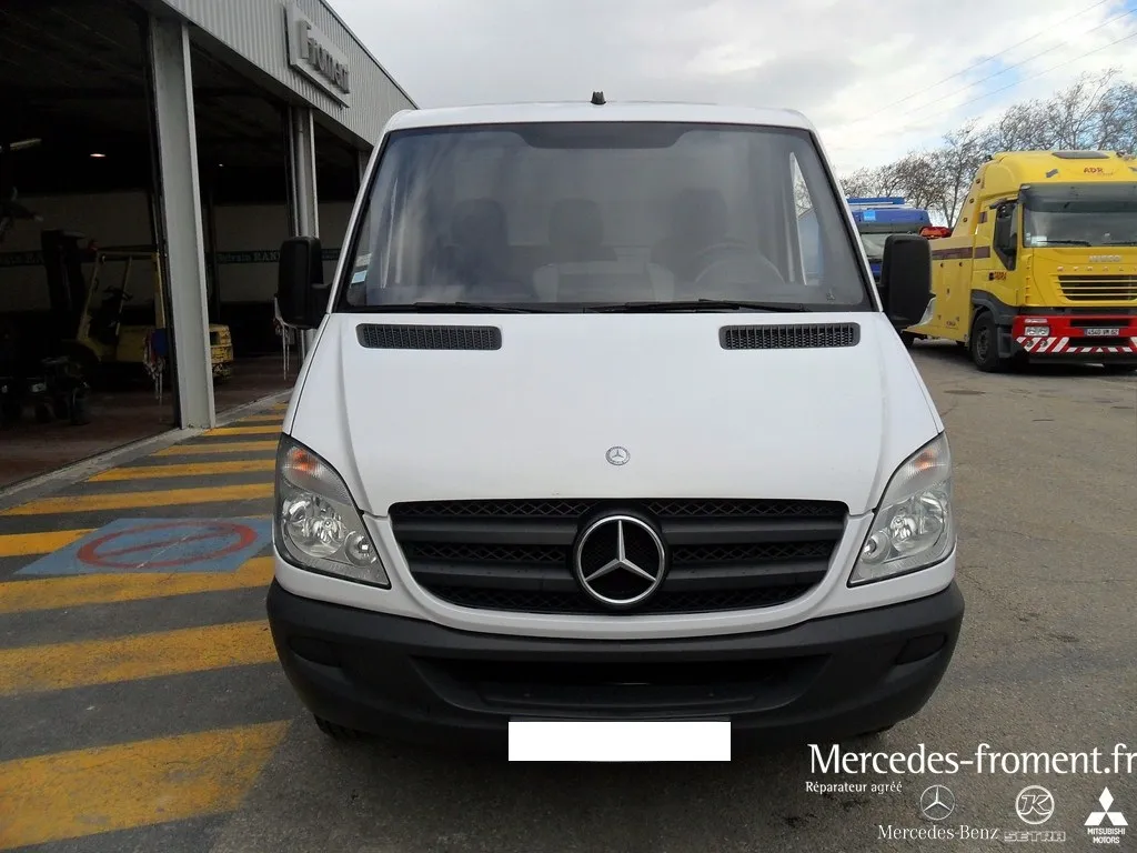 Mercedes-Benz Sprinter 511 2014 photo - 10