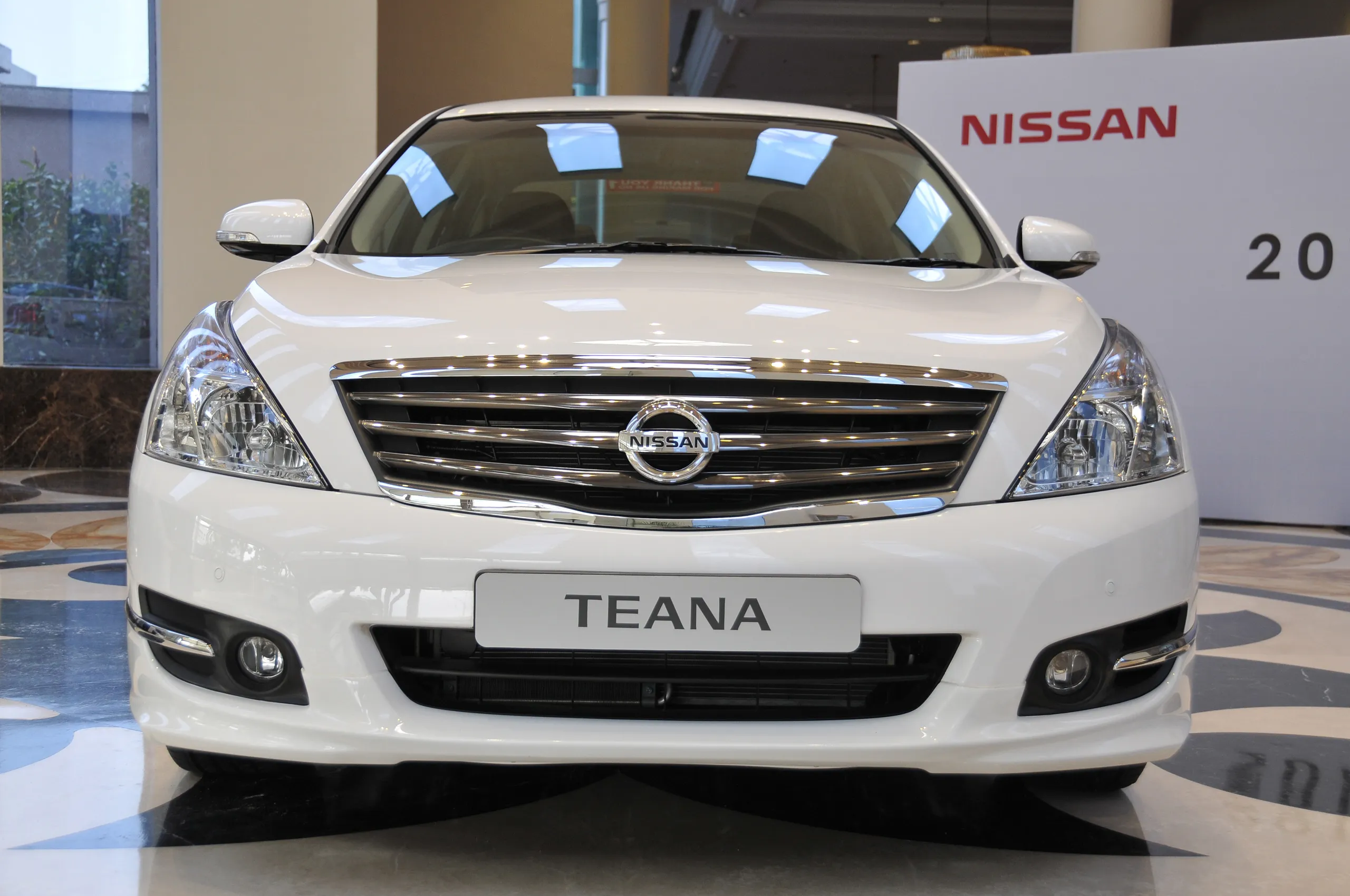 Nissan Teana 2.5 2013 photo - 3