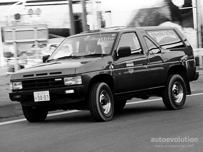 Nissan Terrano 2.4 1991 photo - 6
